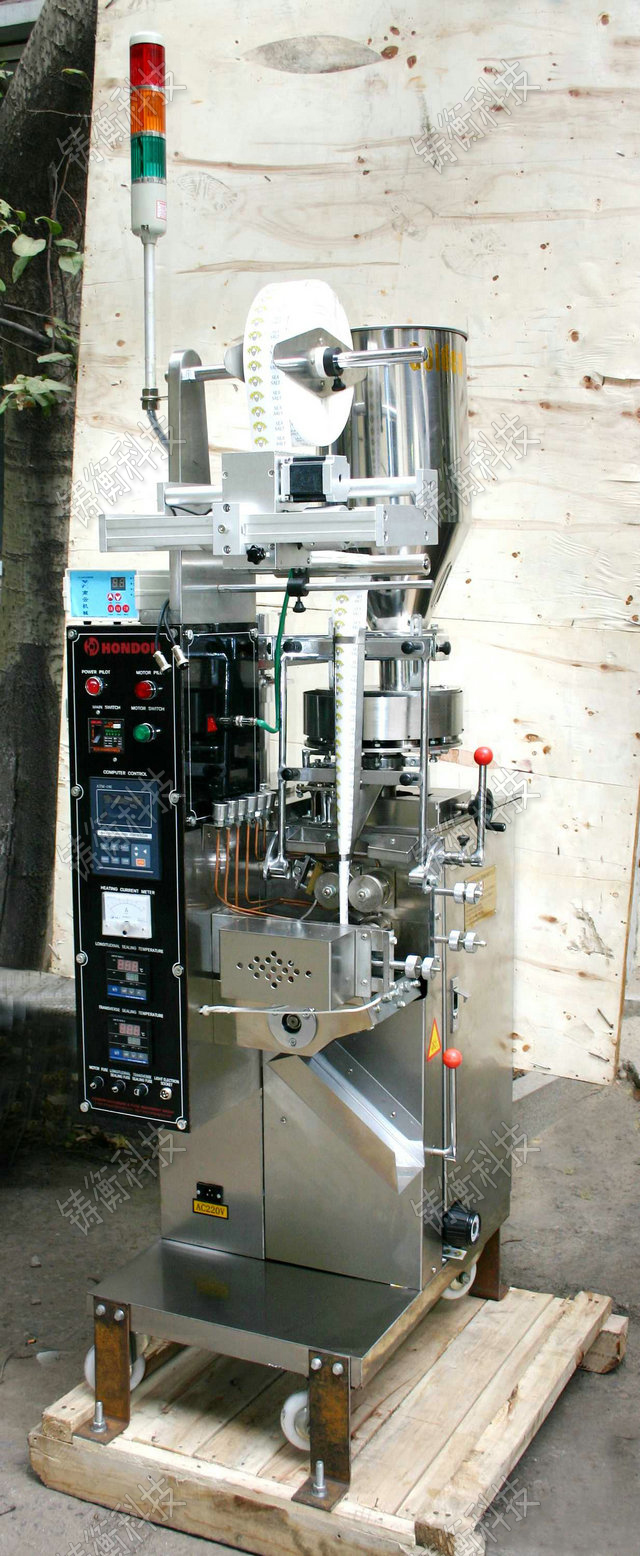 ���b���~���b�C